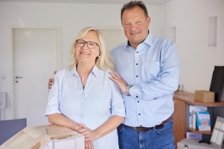 Bild des Ehepaars Hoffmann, Inhaber der Firma Xylotec aus Neunkirchen-Seelscheid.